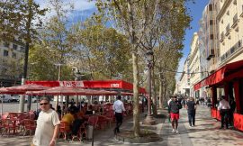 All Champs-Elysées businesses to sport identical terrace ahead of the Games